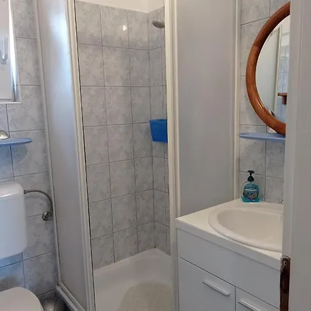 Marija Apartment Vir